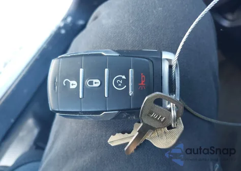 2022 Ram 1500 Big Horn 4X4 5'7 Box from USA, damaged, VIN 1C6SRFFT7NN369703